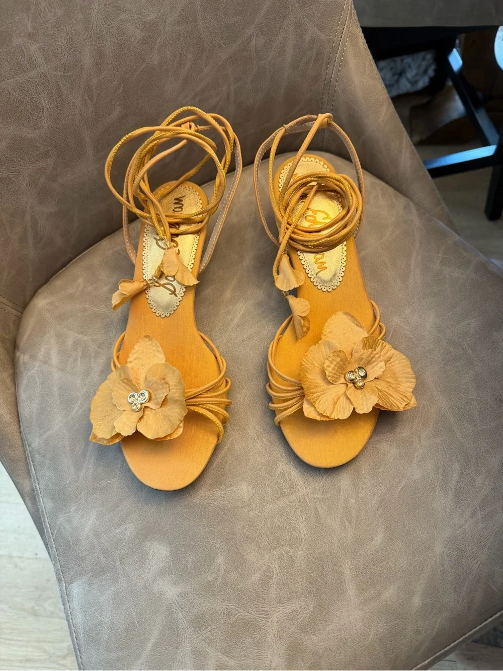 Sam Edelman delicate floral